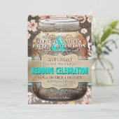 Rustic Wood & Floral Mason Jar Wedding Invitation Kaart (Staand voorkant)