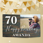 Rustic Wood Foto 70th Birthday Party Spandoek<br><div class="desc">Rustieke Houten Foto 70e Verjaardagsfeestbanner. Geweldig teken voor het 70e verjaardagsfeest met een aangepaste foto,  tekst in trendy script met een naam. De achtergrond is donker hout textuur en de tekst is in witte kleur. Personaliseer de banner met je foto,  jouw naam en leeftijd en maak je eigen verjaardagsfeestbanner.</div>