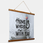 Rustic Wood Framed Home Is With You Wall Hangend Wandkleed (Gebogen)