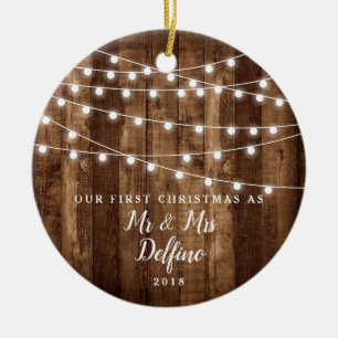 Rustic Wood Grain Fairy Lights Pas getrouwd Mr & M Keramisch Ornament