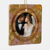 Rustic Wood Grain Floral  First Christmas married Keramisch Ornament (Rechts)