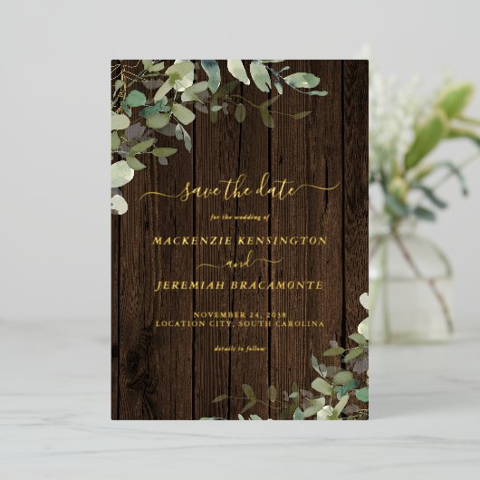 Rustic Wood Greenery Wedding Save the Date Folie Uitnodiging (Staand Voorkant)