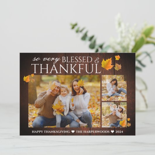 Rustic Wood Herfst Thanksgiving familie 3 foto Feestdagenkaart (Staand voorkant)