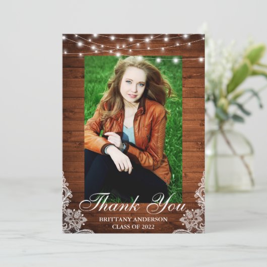 Rustic Wood Lace String Lights Afstuderen Bedankkaart (Staand voorkant)