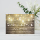 Rustic Wood & Lichten Mason Jar Save the Date Kaar (Staand voorkant)