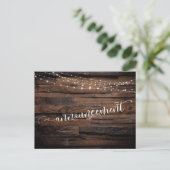Rustic Wood Lichten Uitgestelde aankondiging huwel Briefkaart (Staand voorkant)