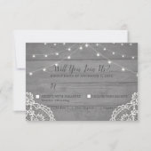 Rustic Wood Light Lace Wedding RSVP Kaart (Voorkant)
