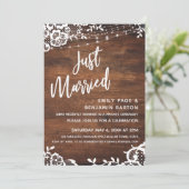 Rustic Wood, Lights & Lace Net Getrouwd Evenement Kaart (Staand voorkant)