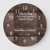 Rustic Wood Love Quote Wedding Jubileum Grote Klok (Voorkant)