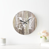 Rustic Wood Monogrammed Clock Grote Klok (Huis)