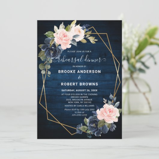 Rustic Wood Navy Blush Geometric Rehearsal Dinner Kaart (Staand voorkant)
