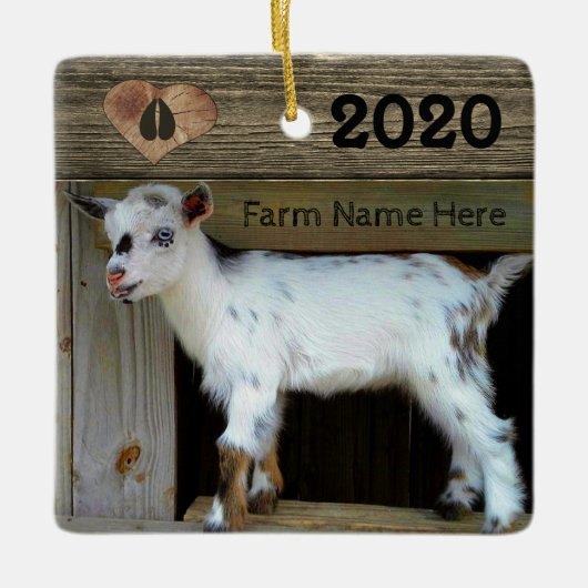 Rustic Wood Nigerian Dwarf Goat Hoofprint op hart Keramisch Ornament (Voorkant)