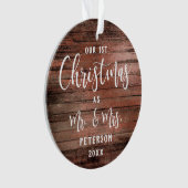 Rustic wood onze eerste kerstmis als Mr & Mrs. fot Ornament (voorkant)