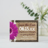 Rustic Wood Paars Daisy Save the Date Briefkaarten (Staand voorkant)