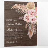 Rustic Wood Pampas Grass Dusty Pink Roses Wedding Drieluik Uitnodiging (Binnenzijde eerst)