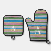 Rustic Wood Pastel Stripes Family Name Ovenwant & Pannenlap Set (Voorkant)