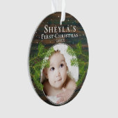 Rustic Wood Pine Baby's eerste kerstfoto Ornament (voorkant)