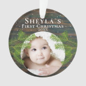 Rustic Wood Pine Baby's eerste kerstfoto Ornament (voorkant)
