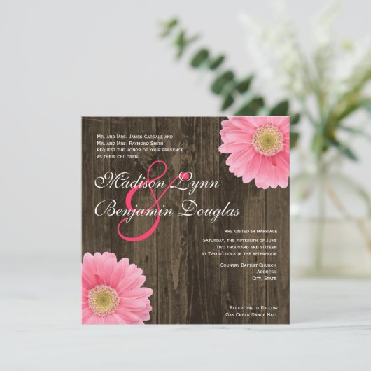 Rustic Wood Pink Daisy Square Wedding Invitting Kaart (Staand voorkant)