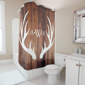 Rustic Wood Planks White Deer Antlers - Monogram Douchegordijn (In situ)