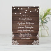 Rustic Wood Script String Lights & Lace Wedding Kaart (Staand voorkant)