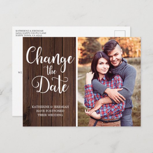 Rustic Wood Script Wedding Verander de datum Briefkaart (Voorkant / Achterkant)