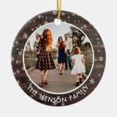 Rustic Wood Snowflake - kerstfamilie Foto Keramisch Ornament (Voorkant)