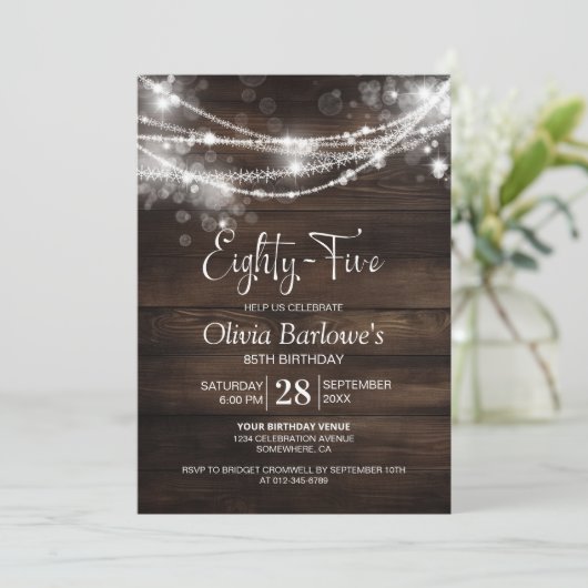 Rustic Wood String Lights 85e Verjaardagsfeest Kaart (Staand voorkant)