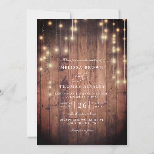 Rustic Wood String Lights Elegant QR Code Wedding Kaart (Voorkant)