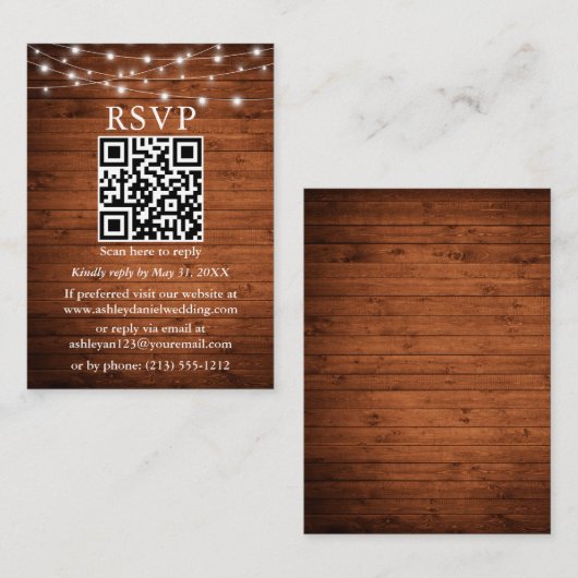 Rustic Wood String Lights QR Wedding RSVP Informatiekaartje (Voorkant / Achterkant)