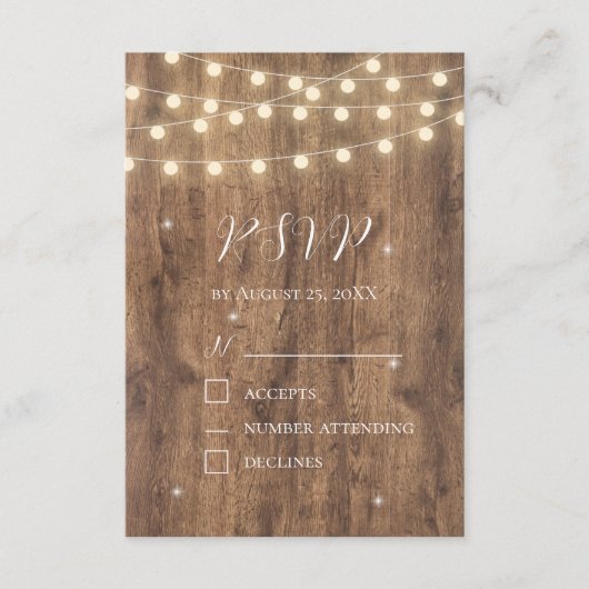 Rustic Wood & String Lights RSVP Kaart | Schuur (Voorkant)