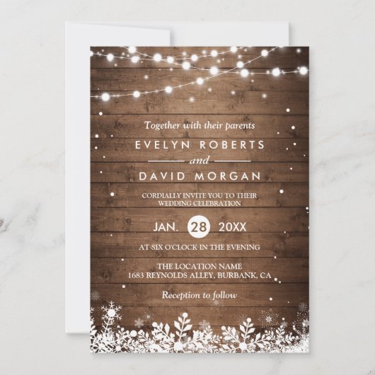 Rustic Wood String Lights Snowflake Winter Wedding Kaart (Voorkant)