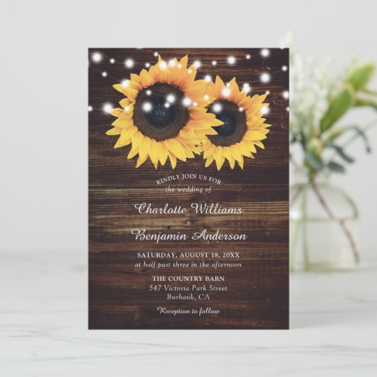 Rustic Wood String Lights Sunflower Wedding Kaart (Staand voorkant)
