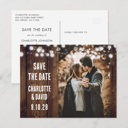 Rustic Wood String Lights Wedding Foto Aankondigingskaart (Voorkant / Achterkant)