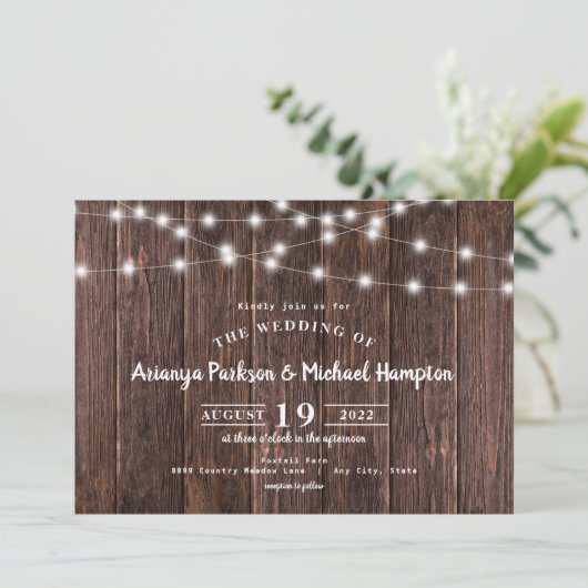 Rustic Wood String Lights Wedding Kaart (Staand voorkant)