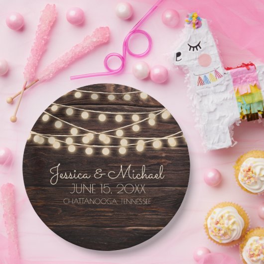 Rustic Wood String Lights Wedding Papieren Bordje (Feest)