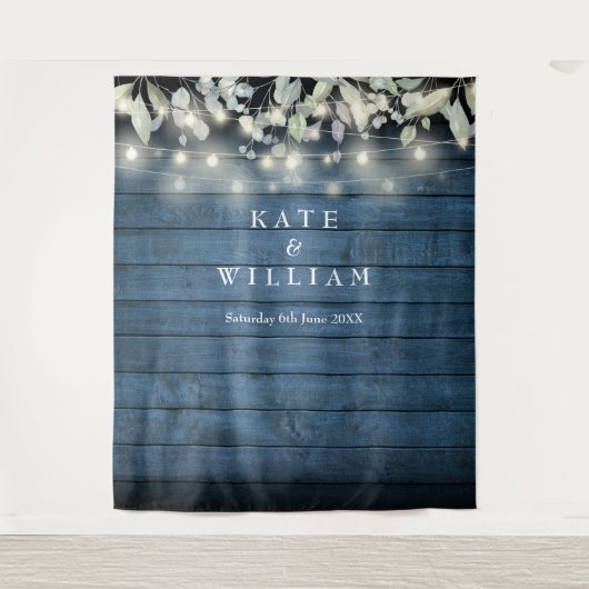 Rustic Wood String Lights Wedding Photo Backdrop Wandkleed (Voorkant)