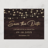 Rustic Wood String Lights Wedding Save the Date Aankondigingskaart (Voorkant)