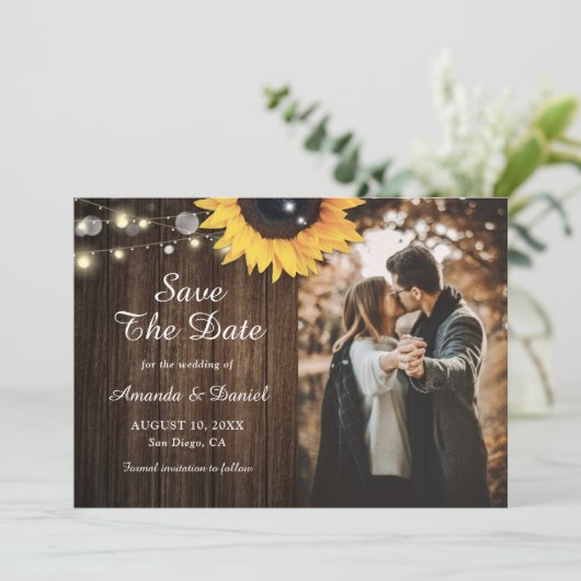 Rustic Wood Sunflower Save the Date Photo Cards (Staand voorkant)