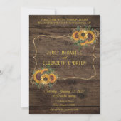 Rustic Wood Sunflower Wedding Uitnodiging (Voorkant)