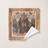 Rustic Wood Tone Monogram Lake Bad Handdoek (Wasdoekje)