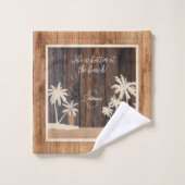 Rustic Wood Tone Monogram Palms Beach Bad Handdoek (Wasdoekje)