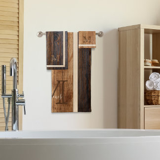 Rustic Wood Tone Monogram Stripe Bad Handdoek