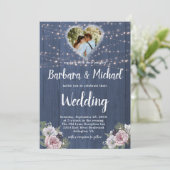 Rustic Wood Twinkle Lights Foto Floral Wedding Kaart (Staand voorkant)
