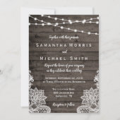 Rustic Wood Wedding Invitation met String Lights Kaart (Voorkant)
