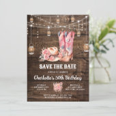 Rustic Wood Western Save the Date Cowgirl Verjaard Kaart (Staand voorkant)