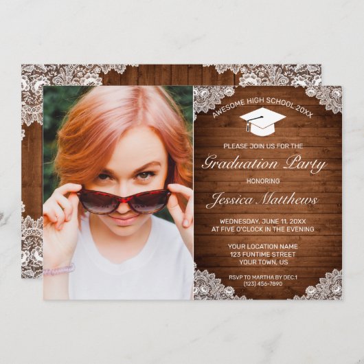 Rustic Wood & White Lace Afstuderen Foto Invitati Kaart (Voorkant / Achterkant)