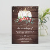 Rustic Wood White Pumpkin Burgundy Floral Wedding Kaart (Staand voorkant)