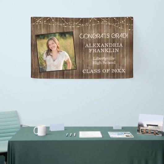 Rustic Wood with String Lights & Photo Graduation Spandoek (Beurs)