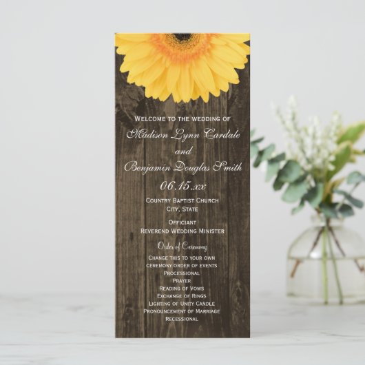 Rustic Wood Yellow Gerber Daisy Wedding Programs Programmakaart (Staand voorkant)